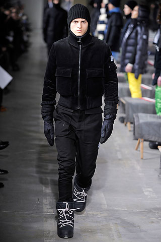 Moncler Gamme Bleu / - 2010-2011